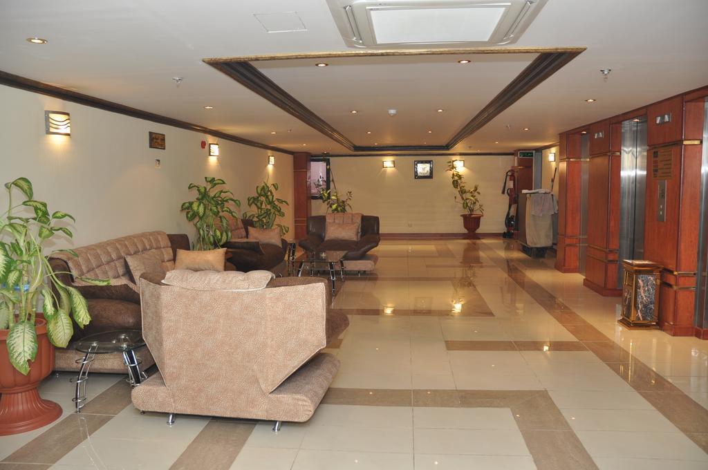 Hotel Di-Palace Riyadh Bagian luar foto