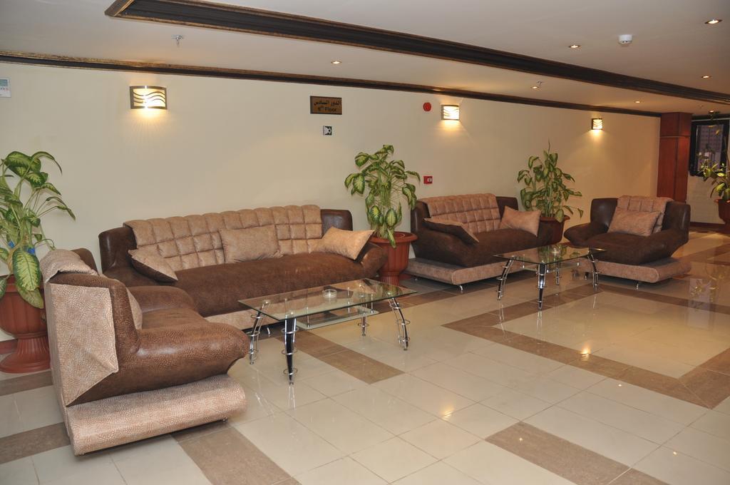 Hotel Di-Palace Riyadh Bagian luar foto