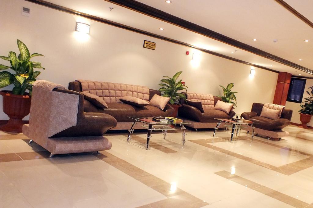 Hotel Di-Palace Riyadh Bagian luar foto