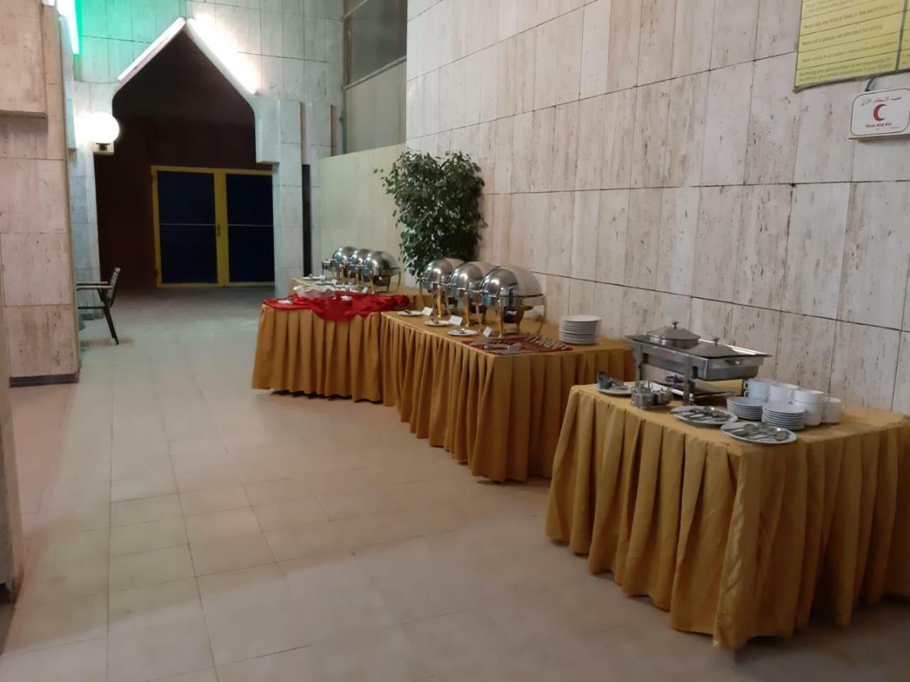 Hotel Di-Palace Riyadh Bagian luar foto
